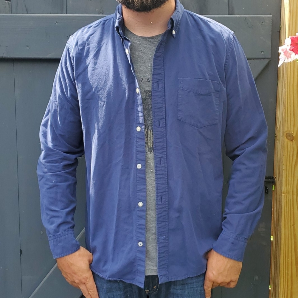 Gap Casual Button Down Large